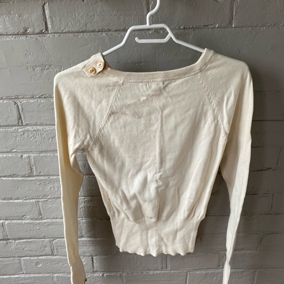 Long sleeve top - Picture 2 of 3